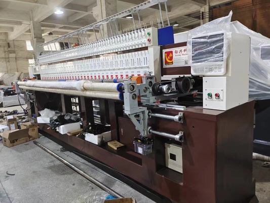 Многофункциональная выстегивать и вышивки машина 1200rpm для одежд
